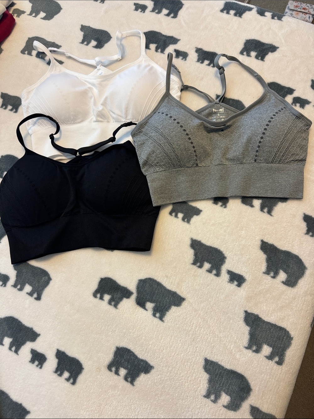 Pro fit Seamless Comfort Bralette Trio - White, Black & Gray